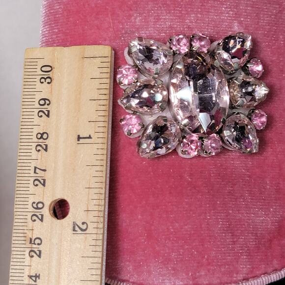 Amali Men's Pink Velvet Shoes w/ Large Jewels - Size 11 - Picture 2 of 8